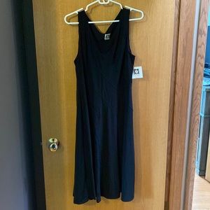 Anne Klein Black Dress
